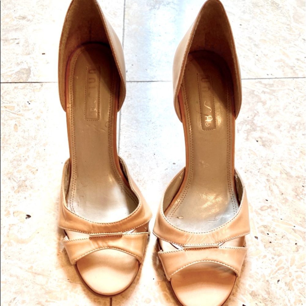 COPY - UNISA Size 7.5 Nude heels